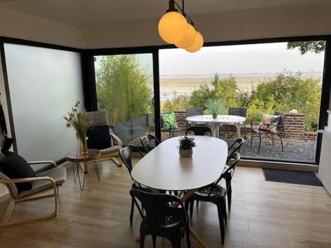 View (from property/room), Seating area, internet