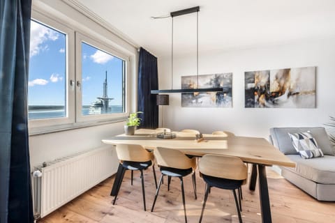 View (from property/room), Living room, Dining area