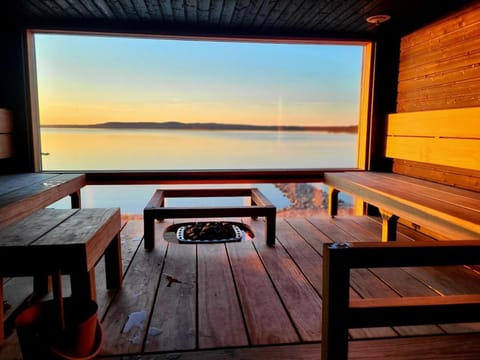 Sauna, Lake view