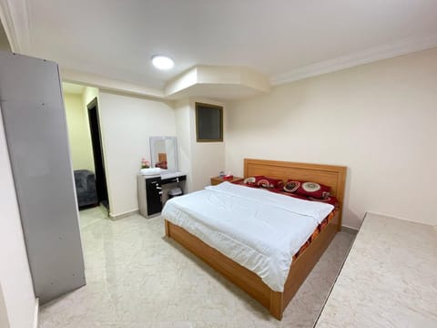 Spacious Fully Furnished Room Bed and Breakfast in Ajman