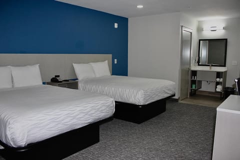 Bed, Bathroom, Bedroom