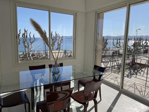 View (from property/room), Balcony/Terrace, Dining area