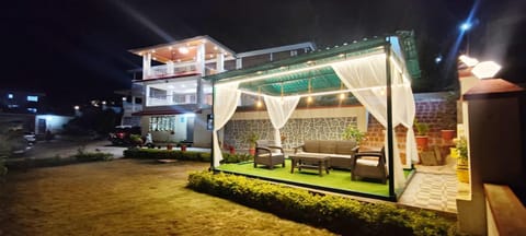 Property building, Night