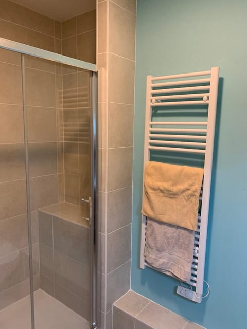 Grande chambre-appartement Sara Apartment in Chambery