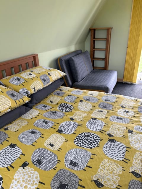 Keltic cabin off grid camping nc500 Cabin in Scotland