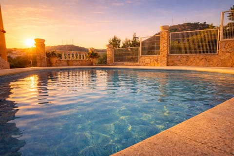 Day, Natural landscape, Pool view, Swimming pool, Sunset