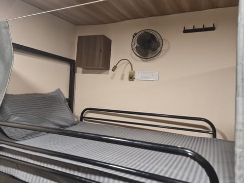 bunk bed