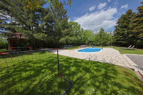 Natural landscape, Garden, Garden view, Pool view, Swimming pool