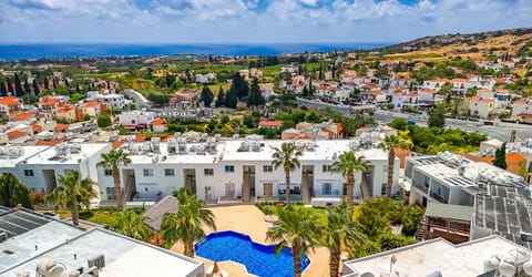 Neighbourhood, Natural landscape, Bird's eye view, City view, Sea view, Swimming pool, Location