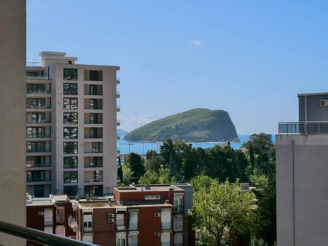 Nearby landmark, Natural landscape, Sea view