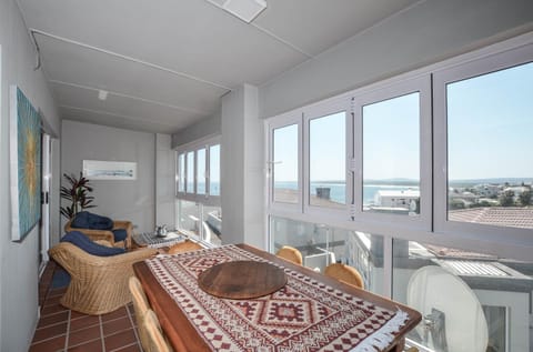 Balcony/Terrace, Dining area
