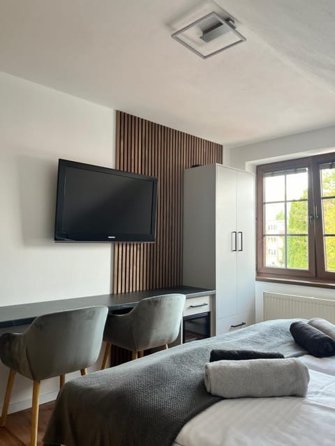 TV and multimedia, Photo of the whole room