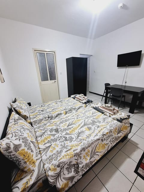 Lovely Paceville Studio H Apartment in Saint Julians