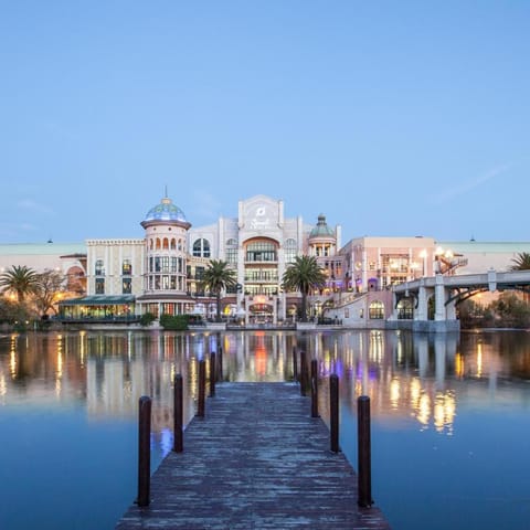 ZALS LUXURY -ON PARK CENTURY CiTY Apartment hotel in Cape Town