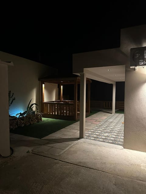 Villa Tile House in Agia Marina