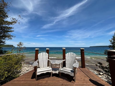 Seating area, Lake view