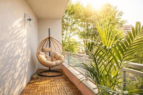 Patio, View (from property/room), Balcony/Terrace