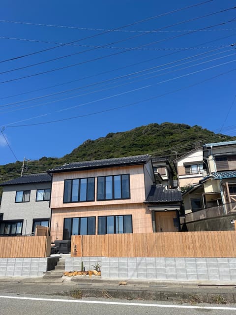 Property building, Day, Natural landscape