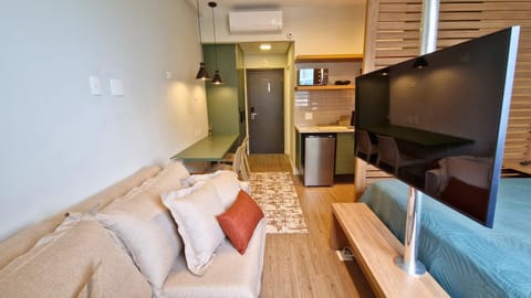 Kitchen or kitchenette, Seating area