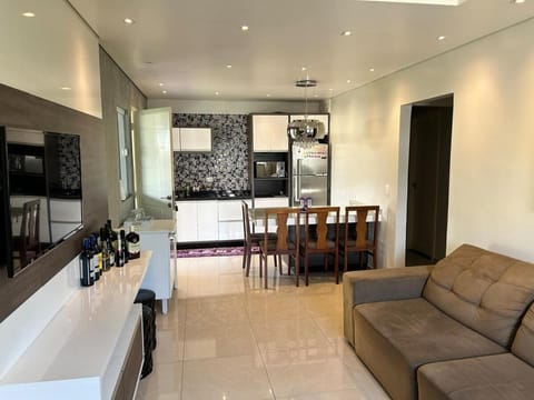 TV and multimedia, Kitchen or kitchenette, Living room