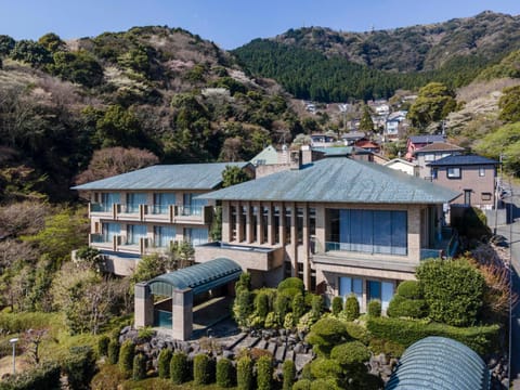 Property building, Natural landscape, Bird's eye view