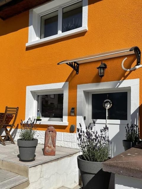L'Orange Apartment in Trier-Saarburg