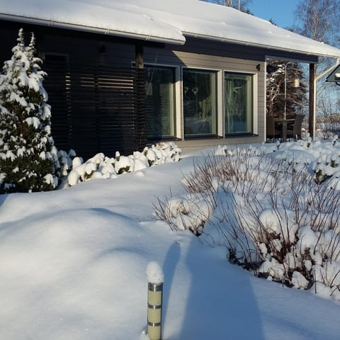 Property building, Winter