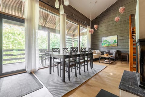 Living room, Seating area, Dining area