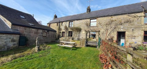 Property building, Garden, pet friendly