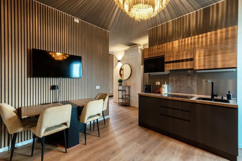 Kitchen or kitchenette, Living room