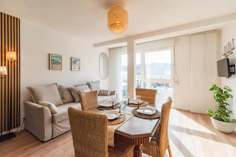 Magnifique appartement plage de Trestraou Apartment in Perros-Guirec