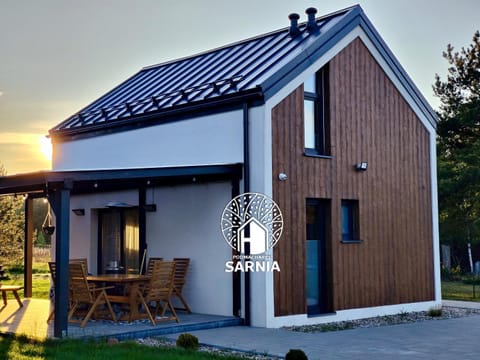 Property building, Patio