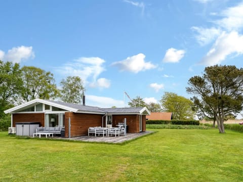 Holiday Home Karin - 300m from the sea by Interhome House in Frederikshavn