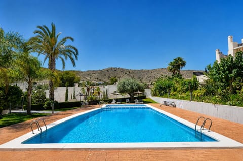 Day, Garden, Mountain view, Swimming pool, sunbed
