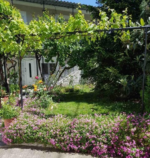 Hariskof garden house Apartment in Decentralized Administration of Macedonia and Thrace