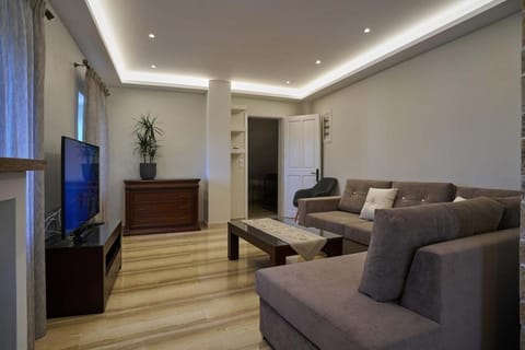 Blue Horizon Aggelokastro House in Corfu, Greece