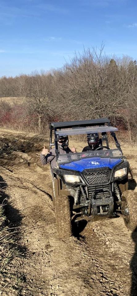 Charming Cabin for Glamping in the Adirondacks, Ideal for a Couples Getaway Cabin in Brantingham