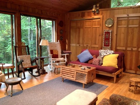 Charming Cabin with Serene Lake Views for a Family Getaway near Pittsfield, Massachusetts Cabin in Pittsfield