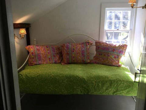 Secluded Cabin with Gorgeous Views near Stockbridge in the Berkshires of Massachusetts Cabin in Stockbridge