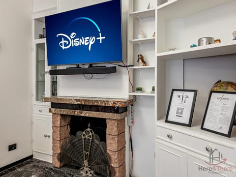 Communal lounge/ TV room, TV and multimedia