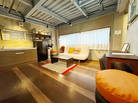 Kitchen or kitchenette, Living room