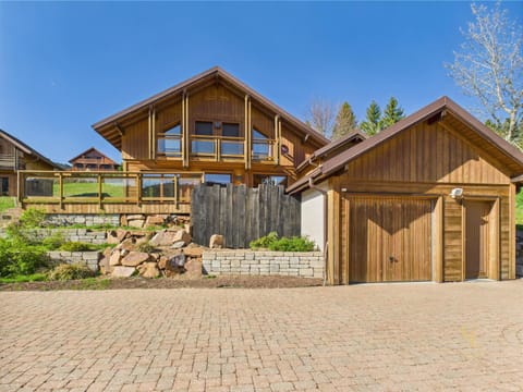 BBQ facilities, Garden, View (from property/room), Other, Family