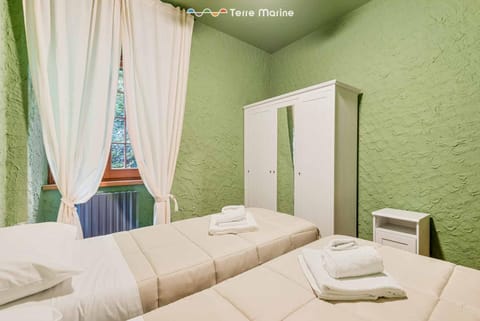 Hublot, Terre Marine Apartment in Lerici