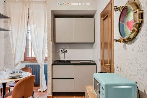 Hublot, Terre Marine Apartment in Lerici