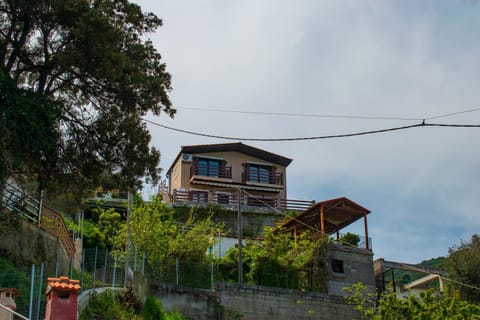 Thea House in Magnesia Prefecture, Greece