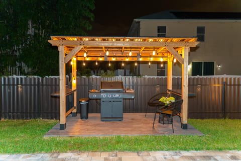 Patio, BBQ facilities, Garden, Garden view