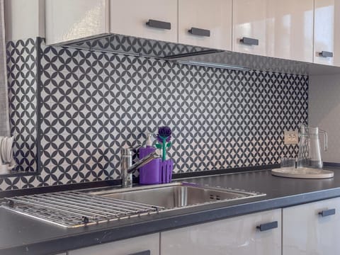 Vittorio Veneto - Spacious and Bright by Host Hero Apartment in Civitanova Marche