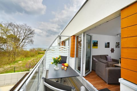 Property building, Balcony/Terrace