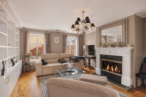Living room, fireplace