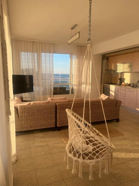 TV and multimedia, Living room, Seating area, Sea view